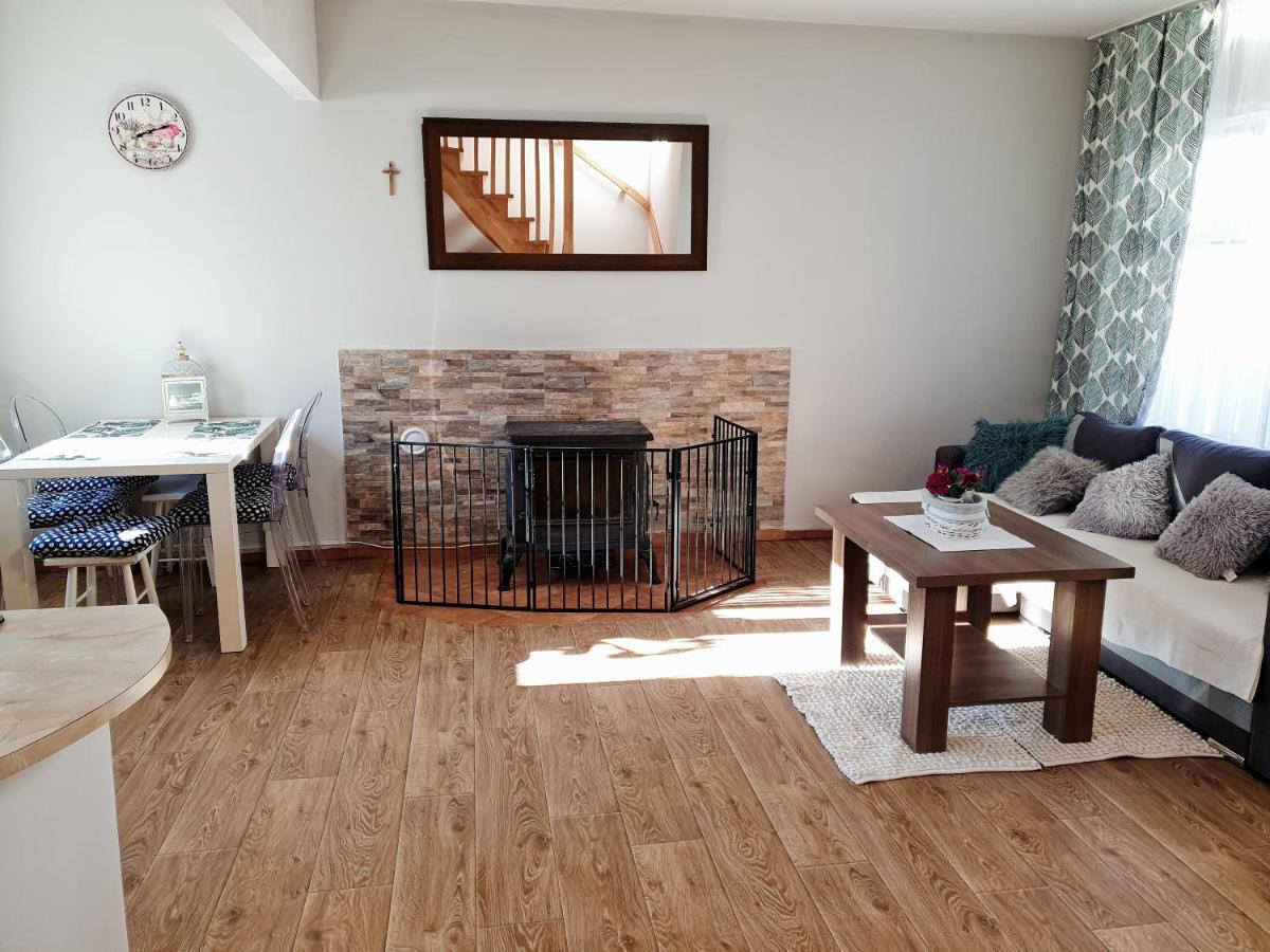 Apartament Deja Vu-Bieszczady Ustrzyki Dolne Dış mekan fotoğraf